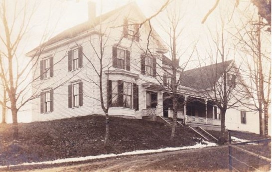 The Maple Ave. home of Llewellyn and Harriet (Hattie) Forhan Sargent, circa 1900