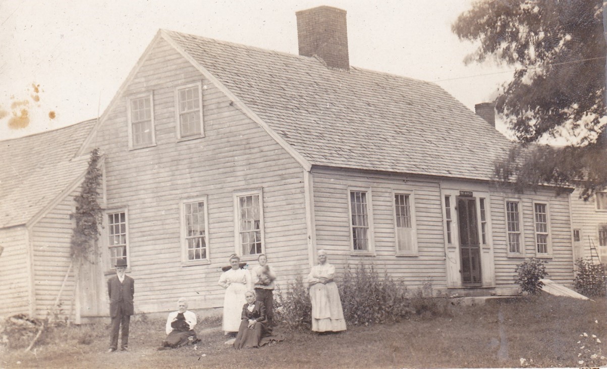 “Aunt Lois Roberts Cole” is written on the back of this circa 1890 photo.