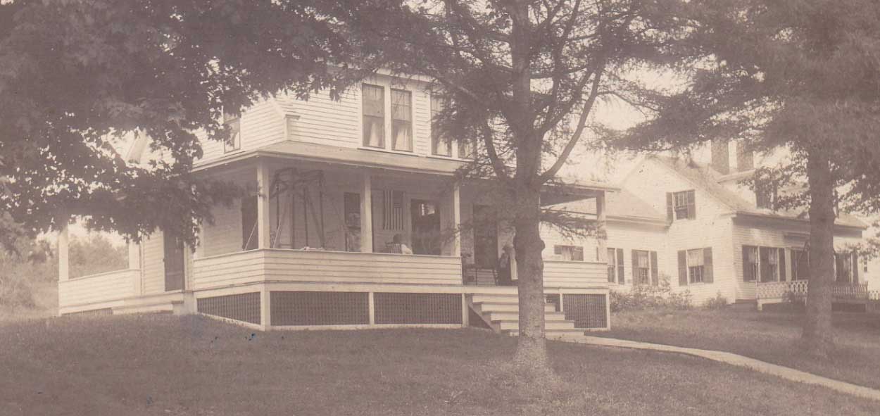 The Quarter Deck was once the carriage-house. Today it is a private residence.