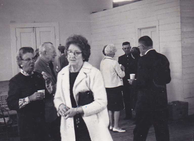Agnes Hale in the middle, the Blakes and Ted Grindal on right, Dorothea Blake on the left.
