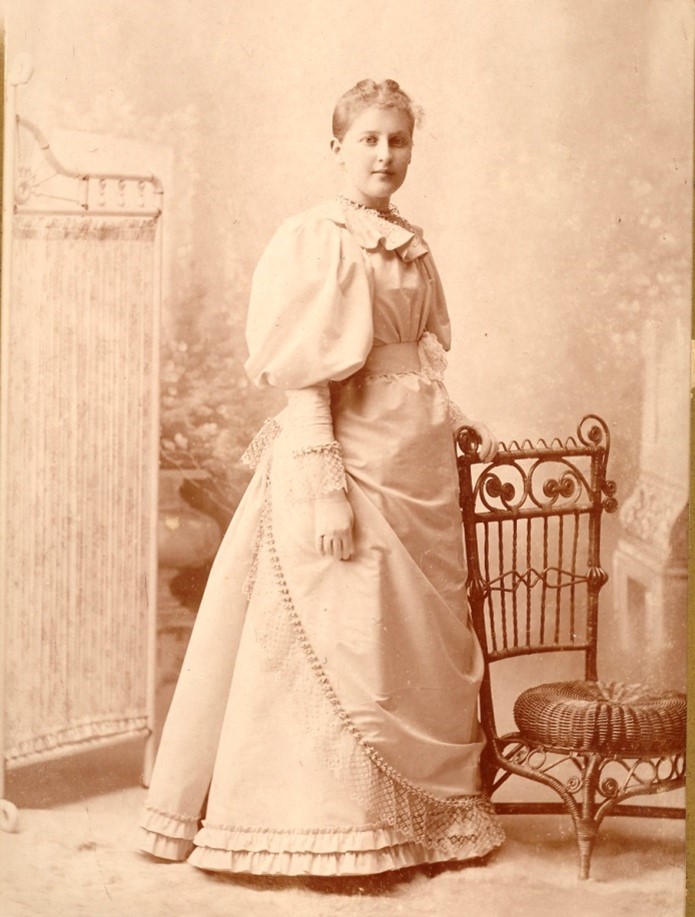 Effie Sargent Parker daughter of Lewellyn and Hattie, wife of Albert Parker